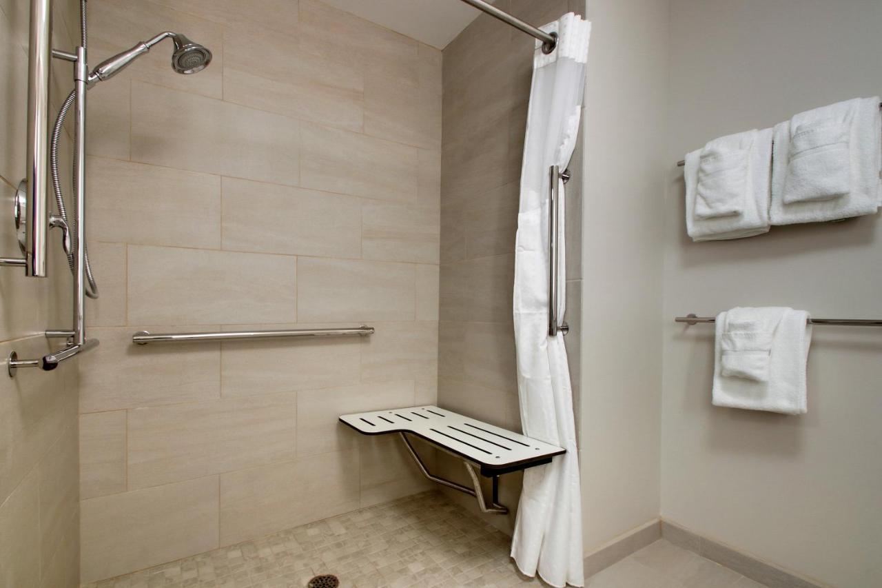 Holiday Inn Express & Suites - Elizabethtown North By Ihg Eksteriør billede